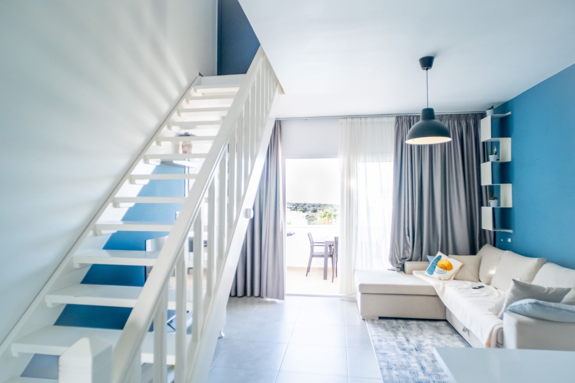 Апартаменты loft 1+1( 60 м² ) с террасой  на первой береговой линии — фото 34