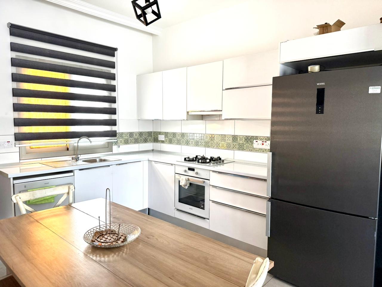 3-комнатный пентхаус 61 м² с террасой на крыше 44 м² полностью меблирован — фото 5