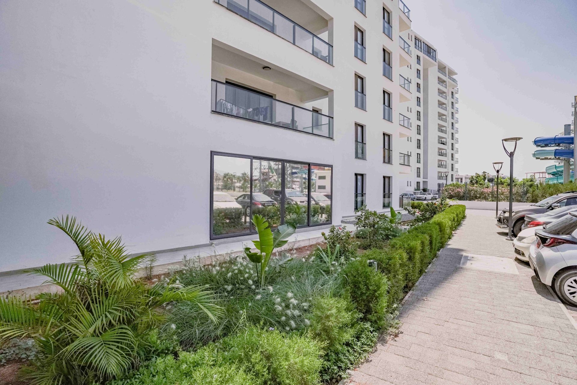 2-комнатные апартаменты 63 м² с террасой 12 м² в курортном комплексе — фото 16