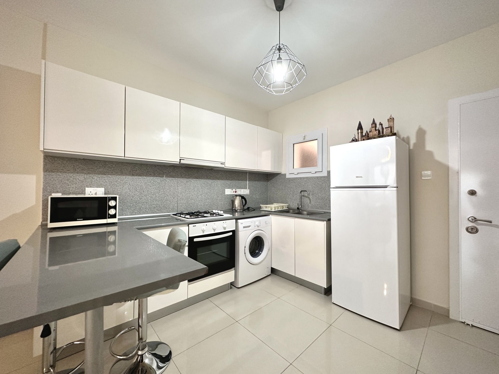 Студия 51 м² с террасой 8,2 м², откуда открывается вид на море — фото 17