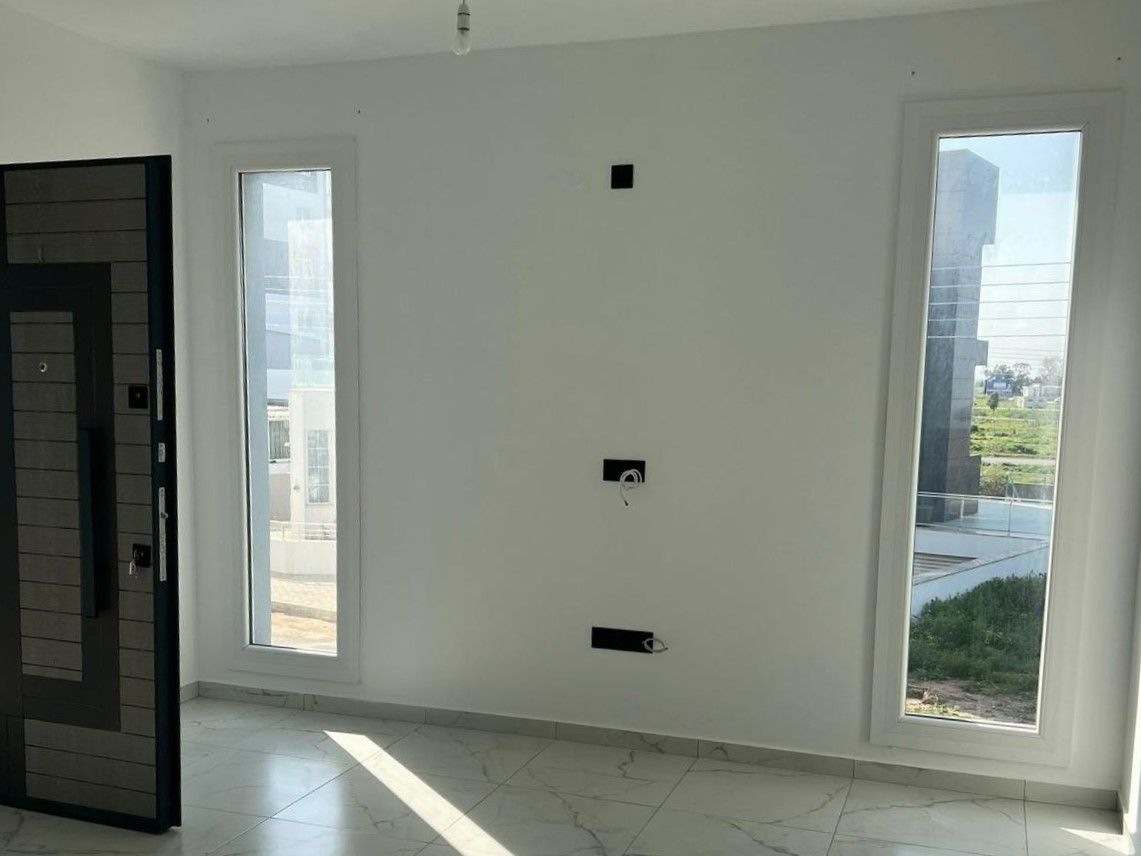 4-комнатные апартаменты 125 м2 возле торгового центра — фото 2