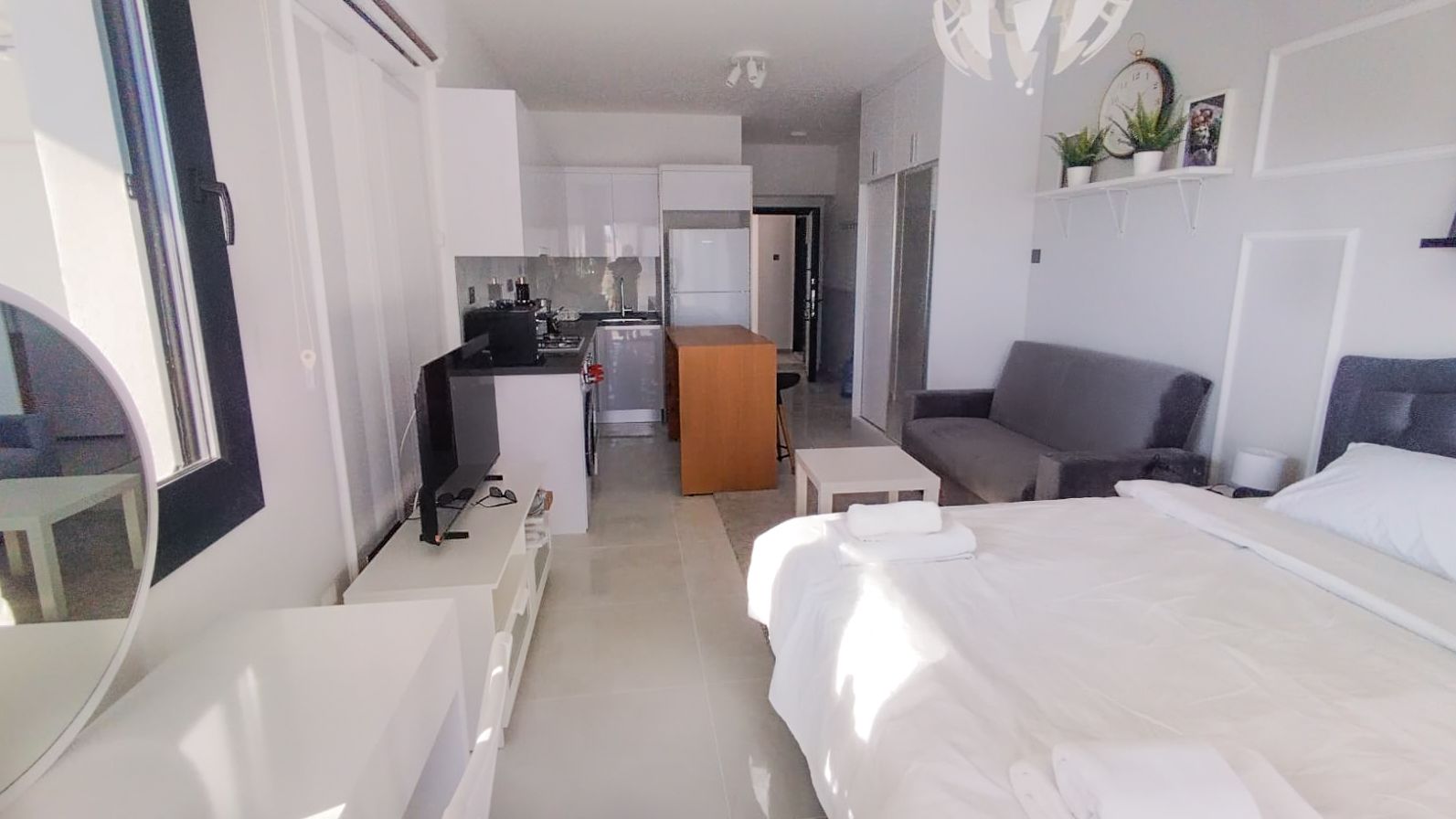 Студия 51 м² с террасой 10 м² и дизайн-пакетом в СПА комплексе — фото 7