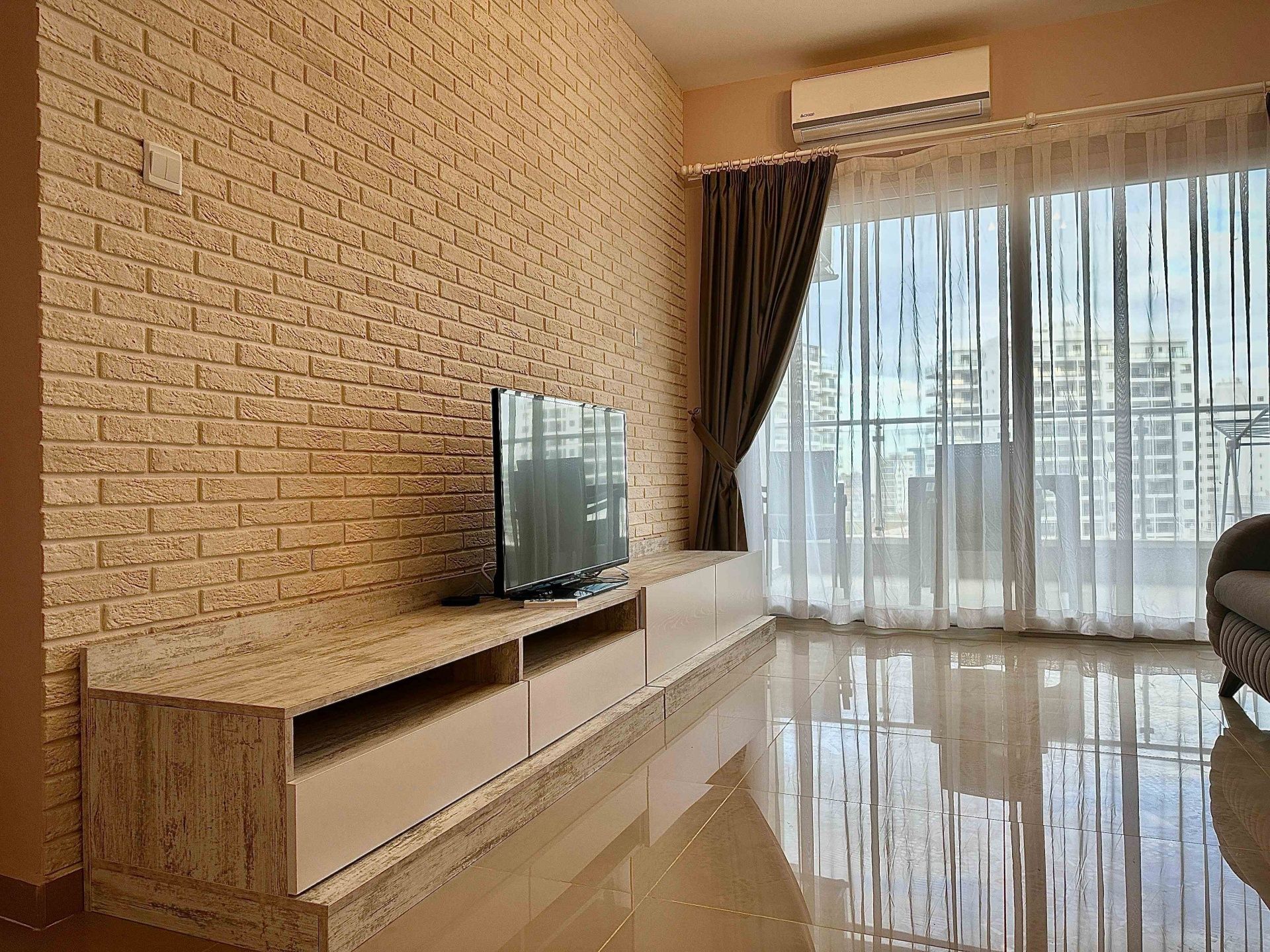2-комнатные апартаменты 65м2 с балконом 8м2 в курортном комплексе — фото 6