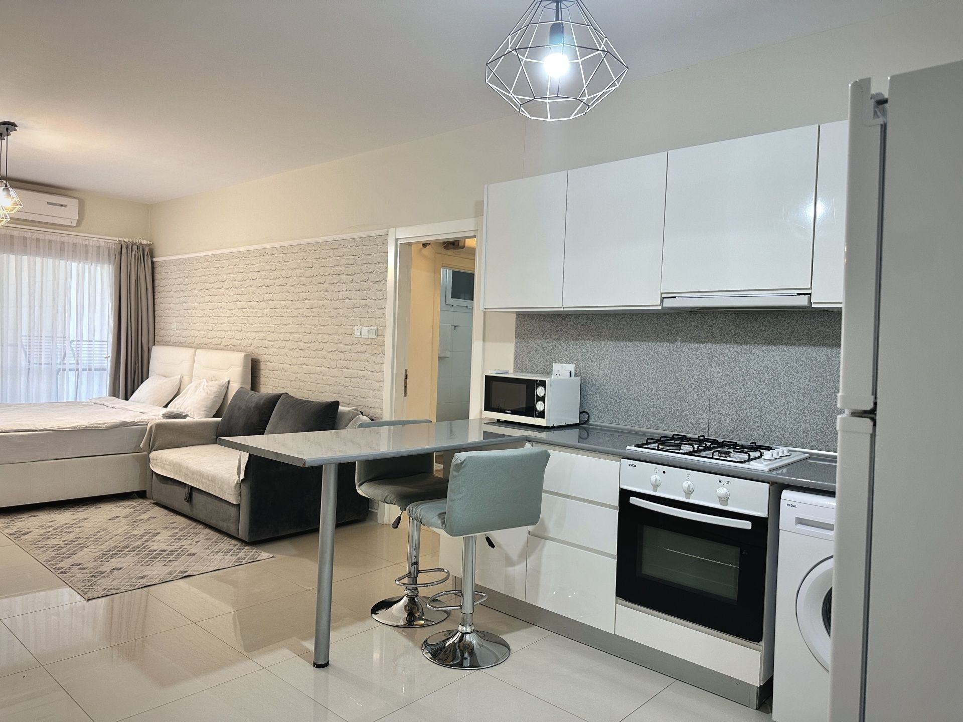 Студия 51 м² с террасой 8,2 м², откуда открывается вид на море — фото 16