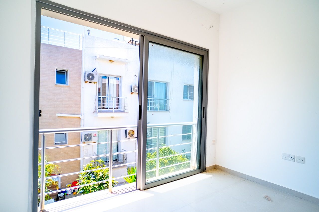 2-комнатные апартаменты-пентхаус 40 м² с террасой в Алсанджаке — фото 7