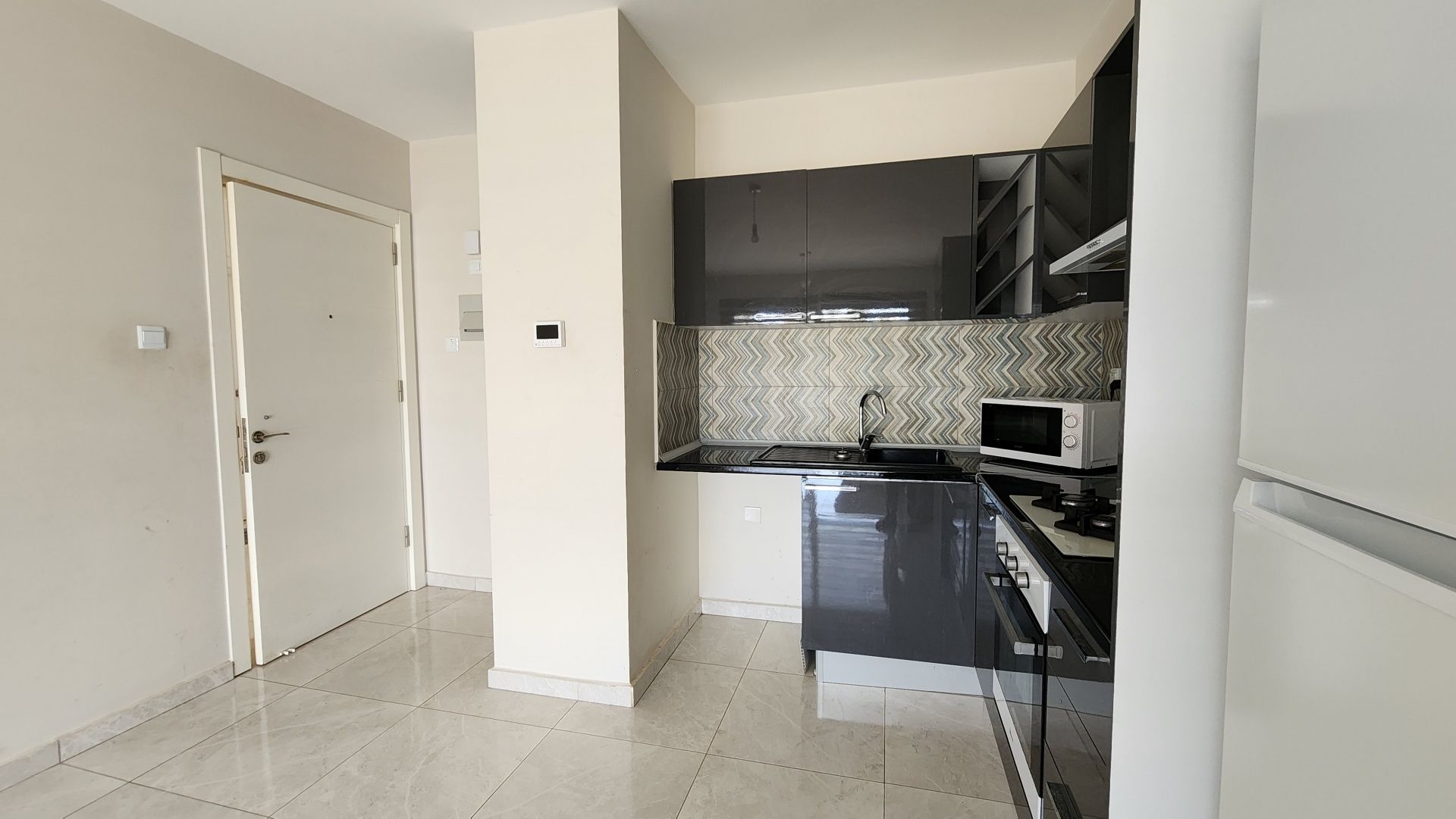 3-комнатные апартаменты 73 м² в центре Фамагусты — фото 18