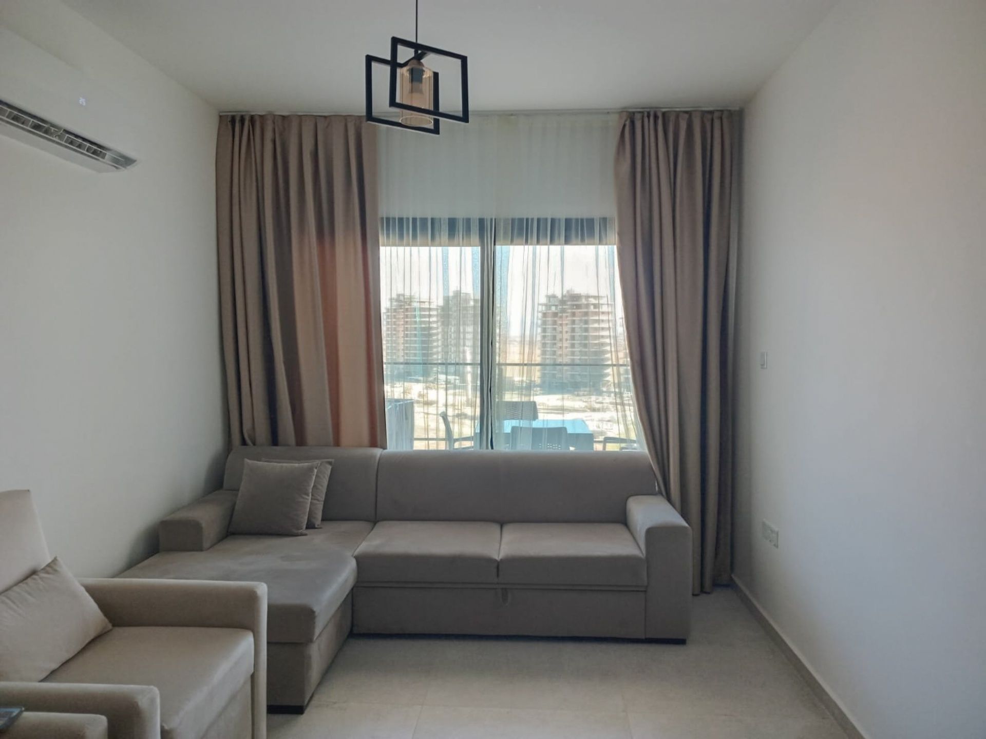 Студия 41 м² с балконом 8 м² в курортном комплексе — фото 6