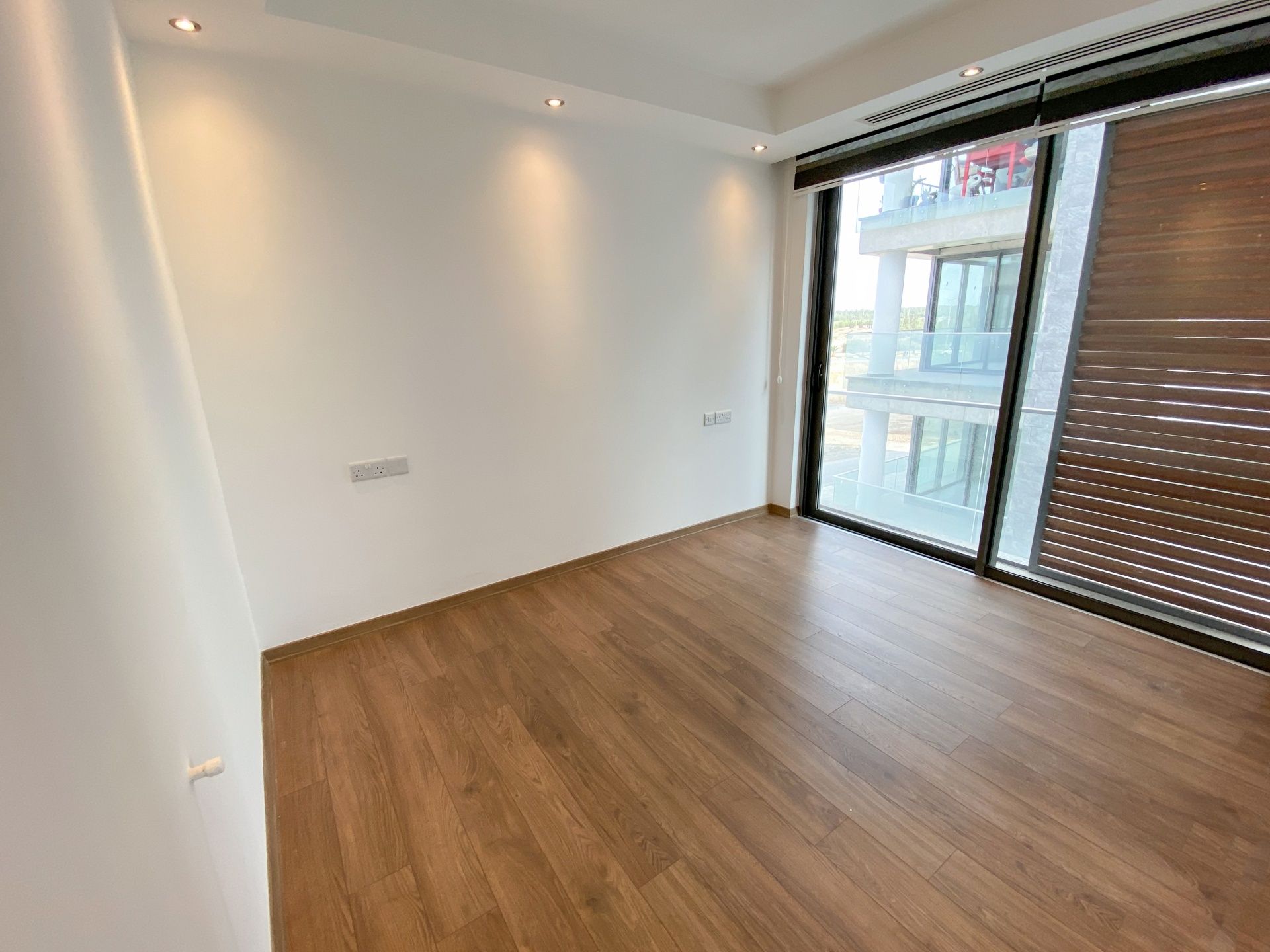 Квартира 3+1 (130 м2) в уютном  комплексе в Никосии — фото 13