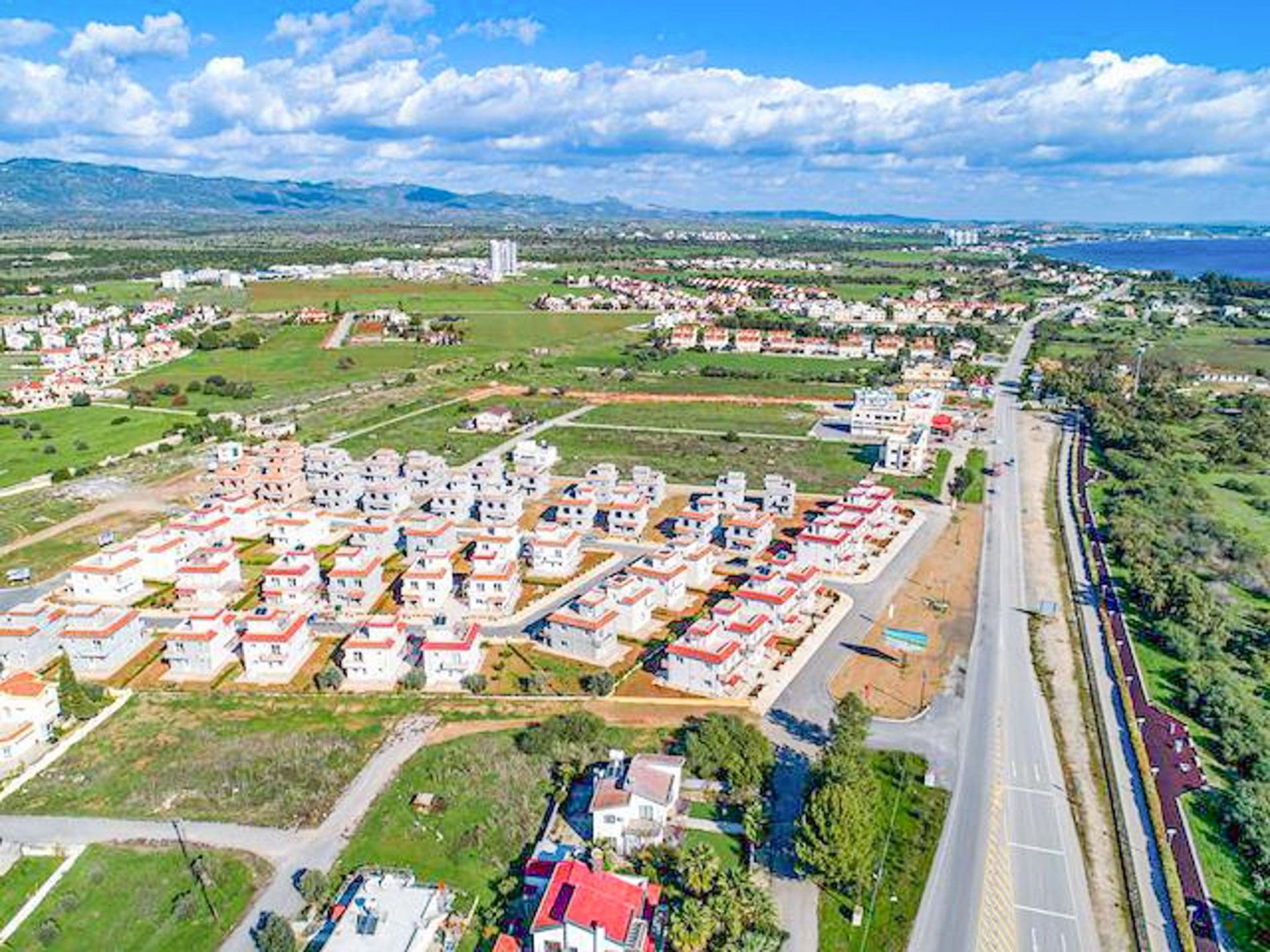 3-комнатные апартаменты 79 м² с балконом в 550 метрах от моря — фото 3