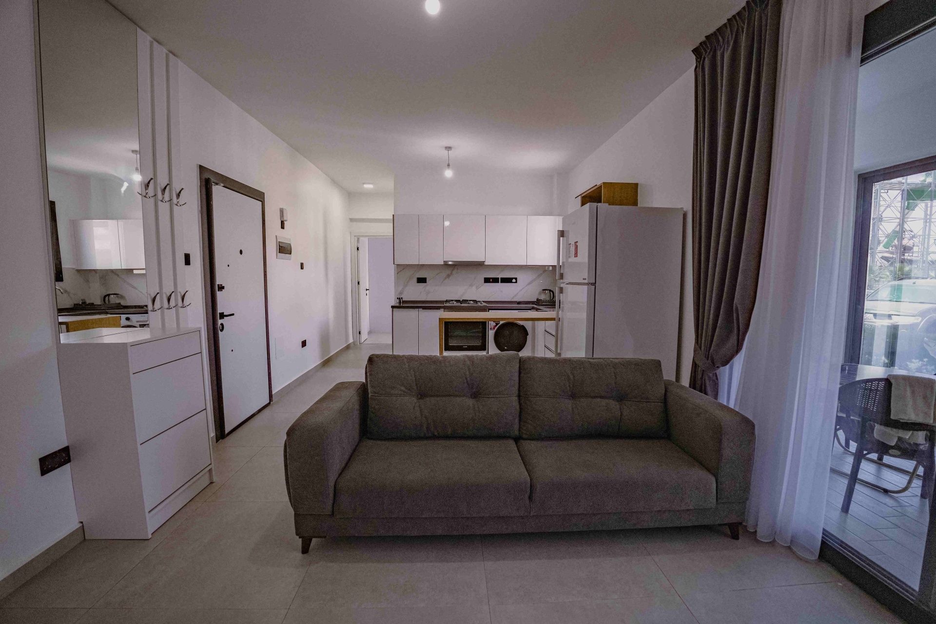 2-комнатные апартаменты 63 м² с террасой 12 м² в курортном комплексе — фото 4