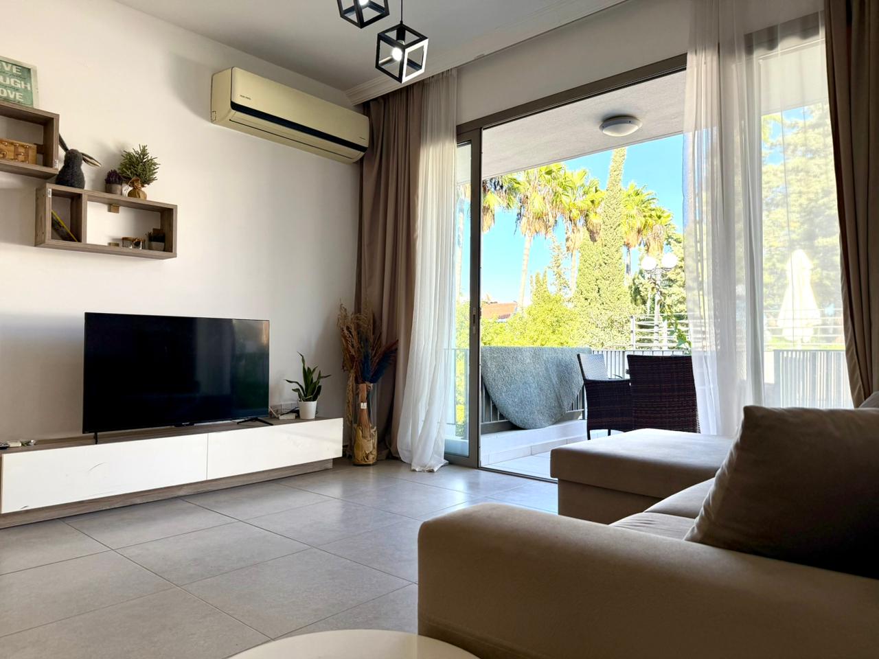 3-комнатный пентхаус 61 м² с террасой на крыше 44 м² полностью меблирован — фото 3