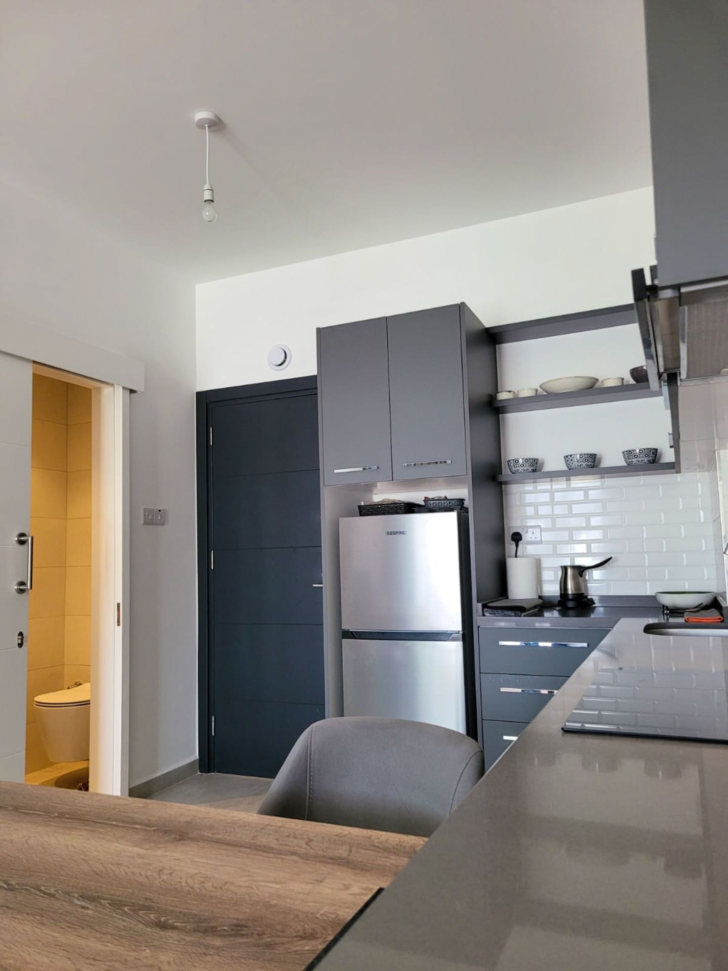 Студия-пентхаус 37 м² с террасой на крыше 18 м² в элитном комплексе на берегу моря — фото 11