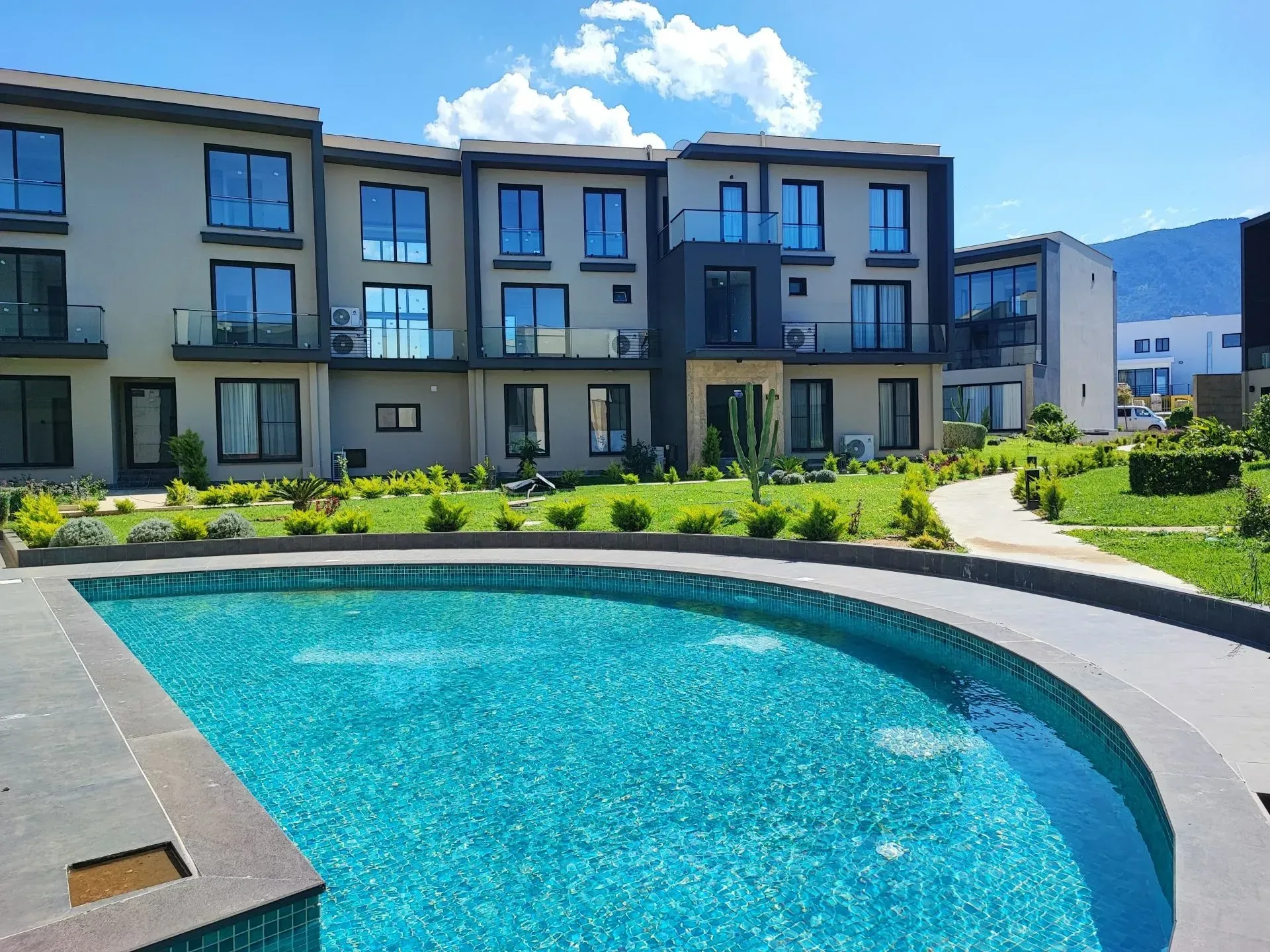 4-комнатные двухуровневые апартаменты 115 м² в 100 метрах от моря — фото 2