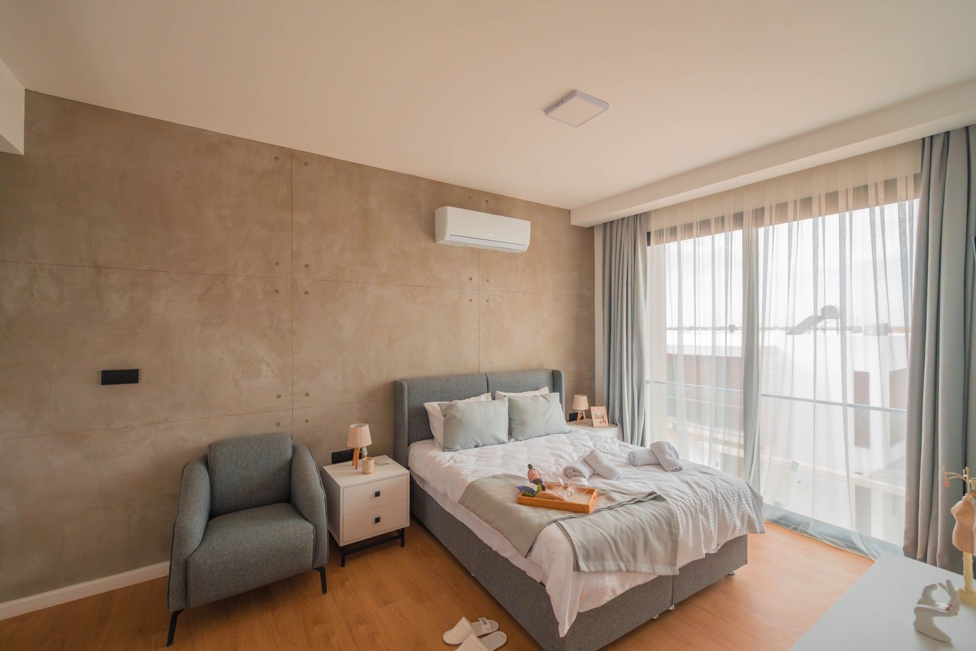 3-комнатные апартаменты loft 104 м² с террасой 9 м² с дизайн-пакетом — фото 6
