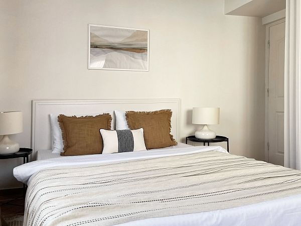 Полностью меблированная 4-спальная вилла 200 м² с отдельным участком земли 547 м² в 120 метрах от пляжа - фото № 19