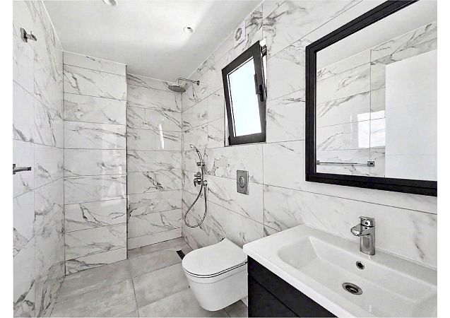 Студия 36 м² с террасой 13 м² в 350 метрах от моря! - фото № 18